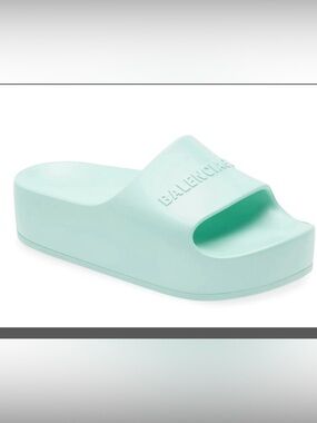 Balenciaga Chunky Platform Slides
